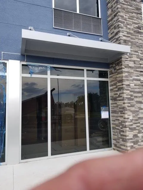 Holiday Inn Canopy 10